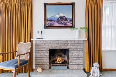 Photo of property in 1/108 Forrest Hill Road, Forrest Hill, Auckland, 0620