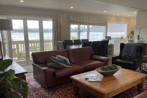 Photo of property in 115 Norwood Road, Bayswater, Auckland, 0622