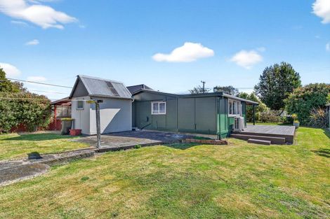 Photo of property in 1 Kempton Street, Greytown, 5712