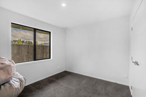 Photo of property in 11 Walter Place, Glenorchy, 9372