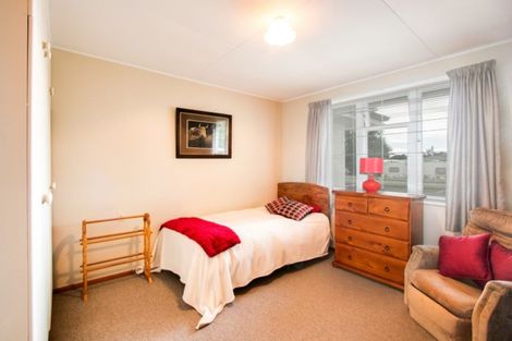 Photo of property in 10 Read Crescent, Clive, 4102