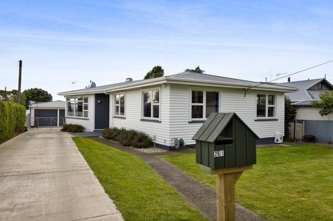 Photo of property in 261 Huatoki Street, Upper Vogeltown, New Plymouth, 4310