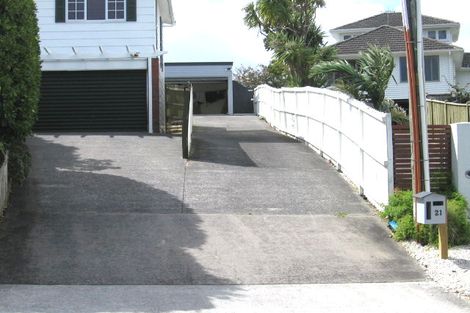 Photo of property in 1/21 Heathcote Road, Castor Bay, Auckland, 0620