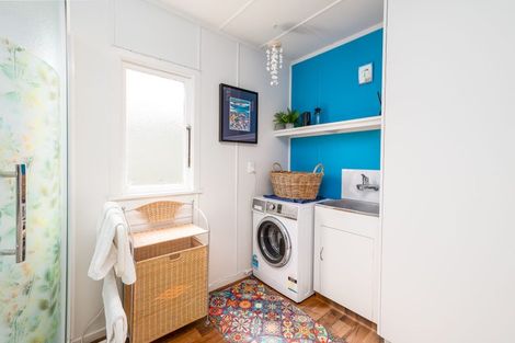 Photo of property in 8 Moorhouse Street, Waimate, 7924