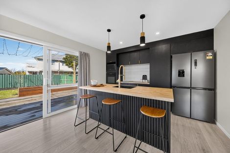 Photo of property in 4 Blossomdale Place, Bishopdale, Christchurch, 8053