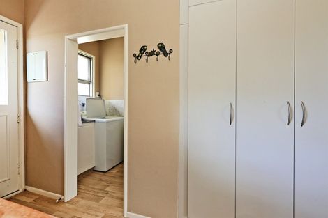 Photo of property in 14 John Ross Place, Kairakau, Elsthorpe, 4295