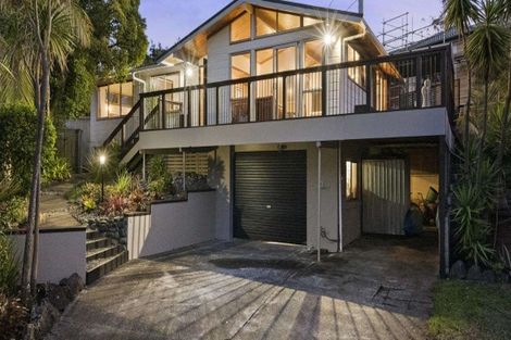 Photo of property in 35 Kurnell Drive, Botany Downs, Auckland, 2010