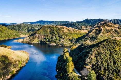 Photo of property in 1186 Tangahoe Valley Road, Ohangai, Hawera, 4674