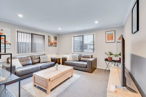 Photo of property in 13 Kimbolton Street, Rototuna North, Hamilton, 3210
