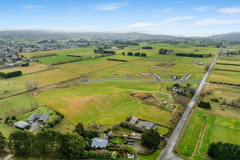 Photo of property in 21 Back Road, Okains Bay, 7583