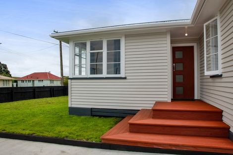 Photo of property in 22 Elizabeth Street, Patea, 4520