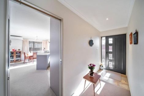 Photo of property in 16a Milmoe Street, Hawera, 4610