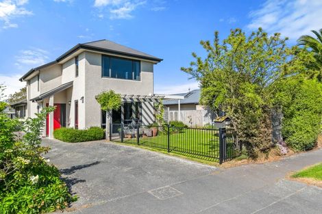 Photo of property in 75 Sarabande Avenue, Redwood, Christchurch, 8051