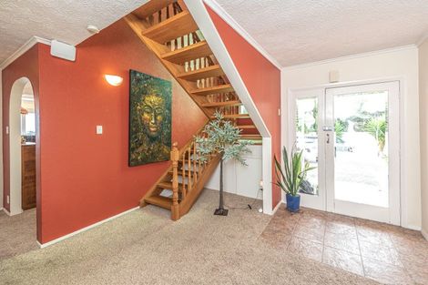 Photo of property in 12 Rawhiti Place, Saint Johns Hill, Whanganui, 4501