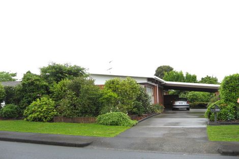 Photo of property in 80 Chichester Drive, Rosehill, Papakura, 2113