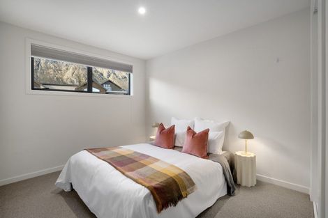 Photo of property in 101 Spur Ridge Rise, Jacks Point, 9371