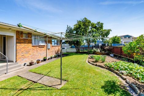 Photo of property in 16 Darwin Crescent, Spotswood, New Plymouth, 4310