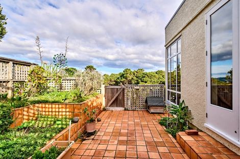 Photo of property in 20 Hadfield Terrace, Kelburn, Wellington, 6012