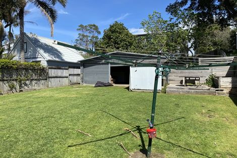 Photo of property in 19 Duders Avenue, Devonport, Auckland, 0624