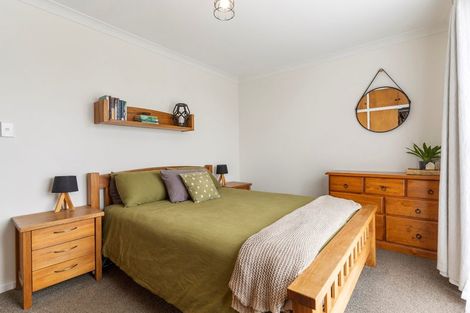 Photo of property in 32 Beswick Place, Birkdale, Auckland, 0626