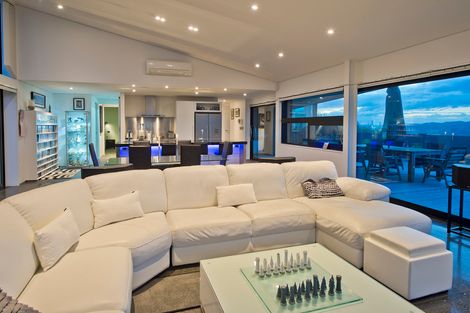 Photo of property in 77 Rangiuru Drive, Parua Bay, Onerahi, 0192