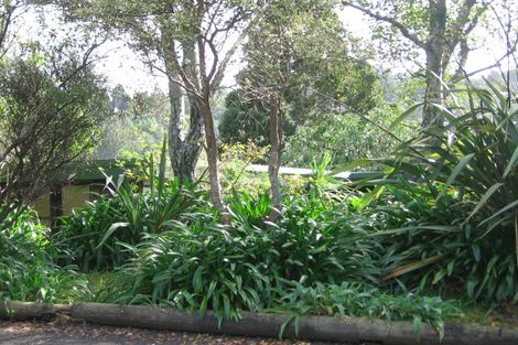 Photo of property in 42 Paturoa Road, Titirangi, Auckland, 0604