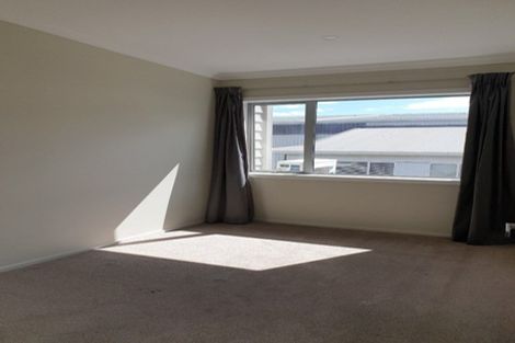 Photo of property in 7/19 Collins Avenue, Tawa, Wellington, 5028