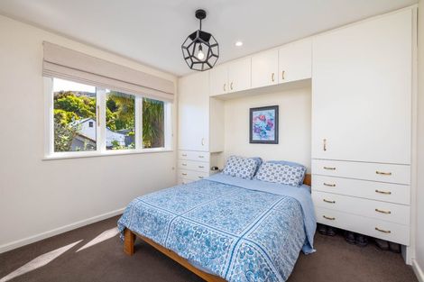 Photo of property in 4 Ripon Street, Lyttelton, 8082