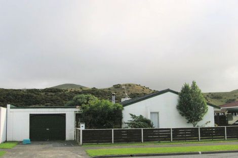 Photo of property in 73 Waipounamu Drive, Kelson, Lower Hutt, 5010
