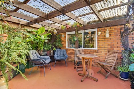 Photo of property in 76 Moana View Road, Waikawa, Picton, 7220