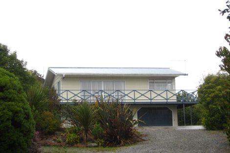 Photo of property in 14 Kehu Street, Moana, 7872