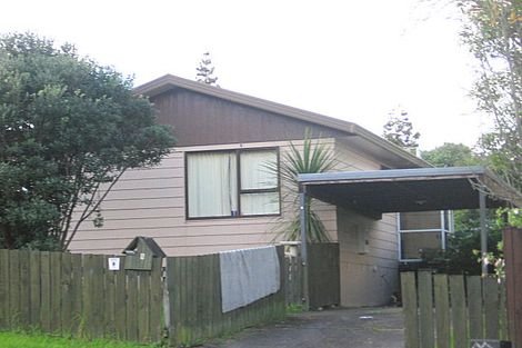 Photo of property in 5 Sarajevo Place, Massey, Auckland, 0614