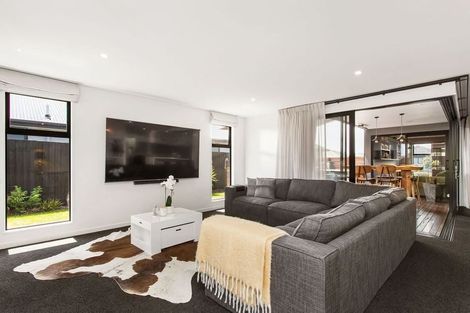 Photo of property in 34 Ellesmere Street, Marshland, Christchurch, 8083