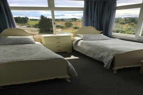 Photo of property in 17 Solway Street, Holmes Hill, Oamaru, 9401