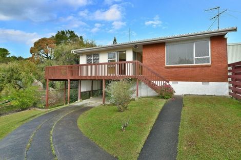 Photo of property in 2/28 Scarlock Avenue, Browns Bay, Auckland, 0630