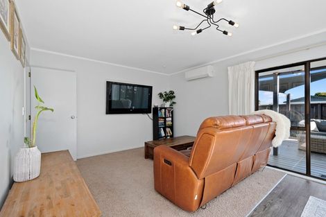 Photo of property in 3a Opal Drive, Papamoa Beach, Papamoa, 3118