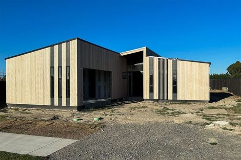 Photo of property in 37 Hotere Street, Rangiora, 7400