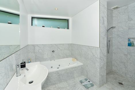 Photo of property in 77 Rangiuru Drive, Parua Bay, Onerahi, 0192