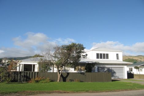 Photo of property in 36 Hillcrest Road, Raumati South, Paraparaumu, 5032