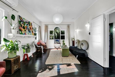 Photo of property in 87 South Road, Manaia, 4612