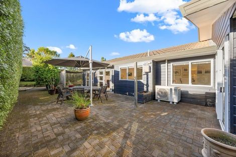 Photo of property in 15 Glucina Avenue, West Harbour, Auckland, 0618