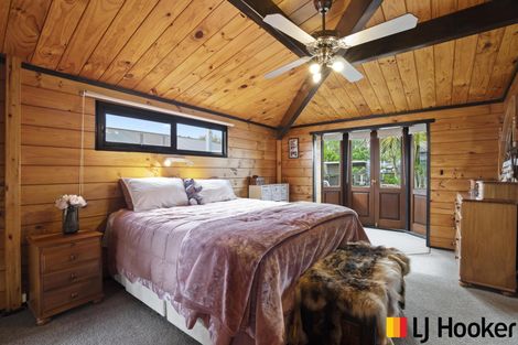 Photo of property in 22 Rangiwhea Road, Waiuku, 2123