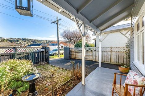 Photo of property in 5 Nile Street, Saint Clair, Dunedin, 9012