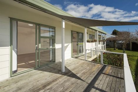 Photo of property in 12 Belray Place, Papamoa Beach, Papamoa, 3118