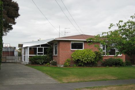 Photo of property in 52 Dunster Street, Burnside, Christchurch, 8053