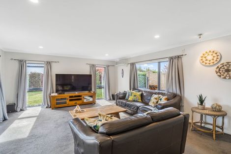 Photo of property in 8 Penbury Close, Huntingdon, Ashburton, 7774