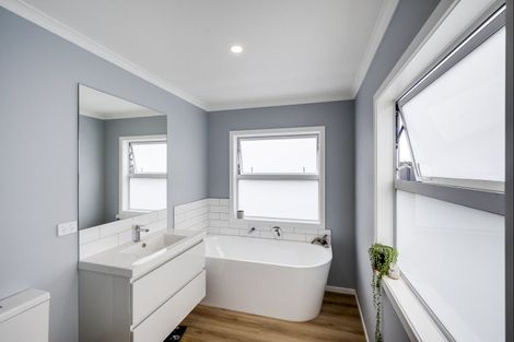 Photo of property in 10 Whariki Crescent, Flaxmere, Hastings, 4120