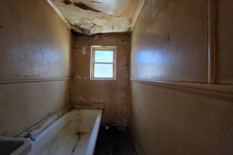 Photo of property in 58 Fawcett Street, South Dunedin, Dunedin, 9012