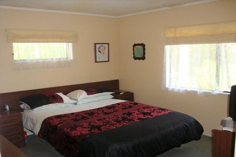 Photo of property in 79 Yorke Road, Haruru, 0204