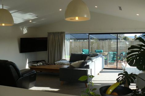 Photo of property in 23 Louden Place, Wakefield, 7025